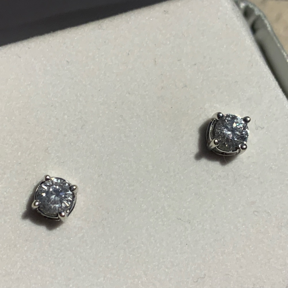 Real Natural Diamond Earrings Set in 14K White Gold